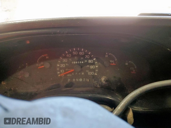 2001 Ford Econoline Passenger XL with VIN 1FBSS31LX1HA03315, listed as a Copart auction lot 65772875 with 108,184 mi miles and Clean title. Bid and sale history available at DreamBid. Image 9.