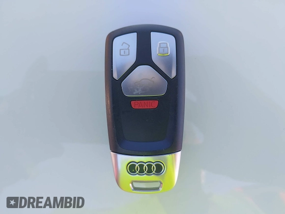 2018 Audi Q5 Premium Plus with VIN WA1BNAFY9J2125799, listed as a IAAI auction lot 42035992 with 59,403 mi miles. Bid and sale history available at carsss.com. Image 11.