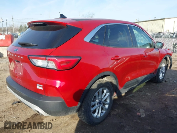 2020 Ford Escape SE with VIN 1FMCU0G64LUA49724, listed as a IAAI auction lot 41756949 with 110,035 mi miles. Bid and sale history available at carsss.com. Image 4.