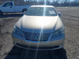2011 Lexus ES 330 with VIN JTHBK1EG7B2466044, listed as a IAAI auction lot 39892963 with 76,246 mi miles and . Bid and sale history available at carsss.com. Image 12.