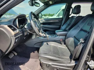 2017 Jeep Grand Cherokee Overland z VIN 1C4RJFCG4HC818132, wystawiony jako Copart lot #62642775 z przebiegiem 116 815 mil mil oraz Szkoda całkowita • Salvage title. Historia ofert i sprzedaży dostępna na DreamBid. Obrazek 7.