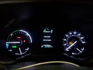 2022 Toyota Sienna LE z VIN 5TDKSKFC7NS046607, wystawiony jako Copart lot #59079205 z przebiegiem 190 151 mil mil oraz Czysty tytuł • Clean title. Historia ofert i sprzedaży dostępna na DreamBid. Obrazek 9.