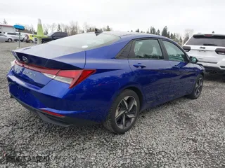 2023 Hyundai Elantra SEL with VIN KMHLS4AG6PU437171, listed as a IAAI auction lot 41833685 with 47,692 mi miles. Bid and sale history available at carsss.com. Image 4.