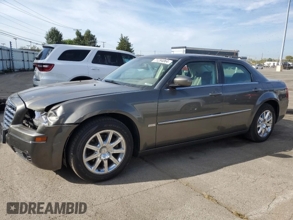 2008 Chrysler 300 Touring with VIN 2C3LA53G78H160422, listed as a Copart auction lot 71294064 with 114,048 mi miles and Salvage Title. Bid and sale history available at carsss.com. Image 1.