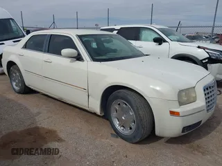 2006 Chrysler 300 Touring z VIN 2C3KA53G16H138909, wystawiony jako IAAI lot #42184084 z przebiegiem Nie podano mil oraz . Historia ofert i sprzedaży dostępna na DreamBid. Obrazek 1.