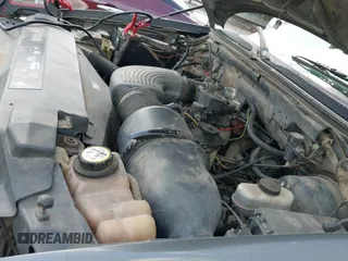 2002 Ford F-150 XLT z VIN 1FTRW07662KB92760, wystawiony jako IAAI lot #42993135 z przebiegiem 317 673 mil mil oraz . Historia ofert i sprzedaży dostępna na DreamBid. Obrazek 12.