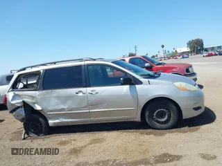 2006 Toyota Sienna CE with VIN 5TDZA23C86S524119, listed as a IAAI auction lot 41979865 with 171,425 mi miles. Bid and sale history available at carsss.com. Image 13.