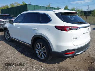 2018 Mazda CX-9 Signature with VIN JM3TCBEY5J0232858, listed as a IAAI auction lot 42131815 with 86,278 mi miles and . Bid and sale history available at carsss.com. Image 3.
