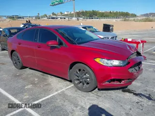 2017 Ford Fusion SE z VIN 3FA6P0HD3HR275974, wystawiony jako IAAI lot #41839265 z przebiegiem 77 254 mil mil oraz . Historia ofert i sprzedaży dostępna na DreamBid. Obrazek 1.
