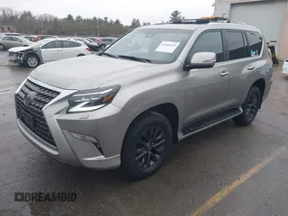 2021 Lexus GX 460 Premium z VIN JTJAM7BX8M5300175, wystawiony jako IAAI lot #41689029 z przebiegiem 46 850 mil mil oraz . Historia ofert i sprzedaży dostępna na DreamBid. Obrazek 2.