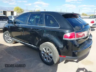 2008 Lincoln MKX with VIN 2LMDU68C38BJ24412, listed as a IAAI auction lot 42050624 with 180,803 mi miles. Bid and sale history available at carsss.com. Image 3.