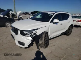 2022 Volvo XC40 Inscription z VIN YV4162UL4N2679220, wystawiony jako Copart lot #43203084 z przebiegiem 8 531 mil mil oraz . Historia ofert i sprzedaży dostępna na DreamBid. Obrazek 1.