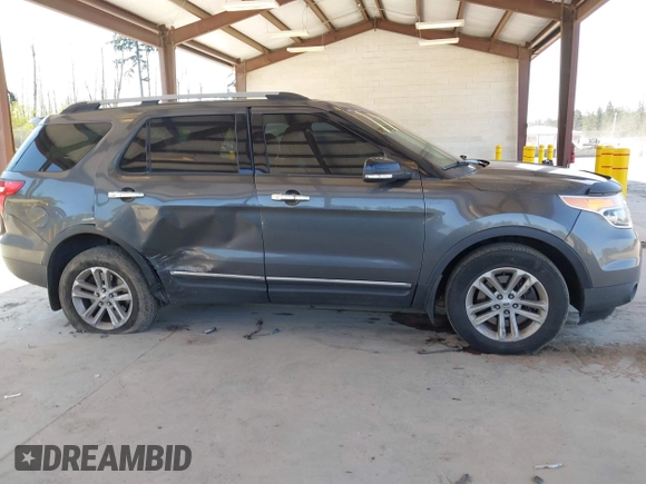 2015 Ford Explorer XLT with VIN 1FM5K8D89FGB99625, listed as a IAAI auction lot 42101023 with 136,624 mi miles and . Bid and sale history available at carsss.com. Image 13.