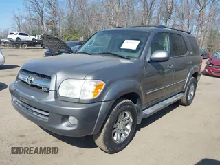 2005 Toyota Sequoia SR5 with VIN 5TDBT44A05S245220, listed as a IAAI auction lot 41674349 with 112,000 mi miles and . Bid and sale history available at DreamBid. Image 2.