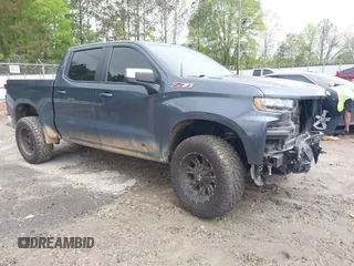 2021 Chevrolet Silverado 1500 LT z VIN 1GCUYDET1MZ294871, wystawiony jako IAAI lot #41968489 z przebiegiem 90 733 mil mil oraz . Historia ofert i sprzedaży dostępna na DreamBid. Obrazek 1.