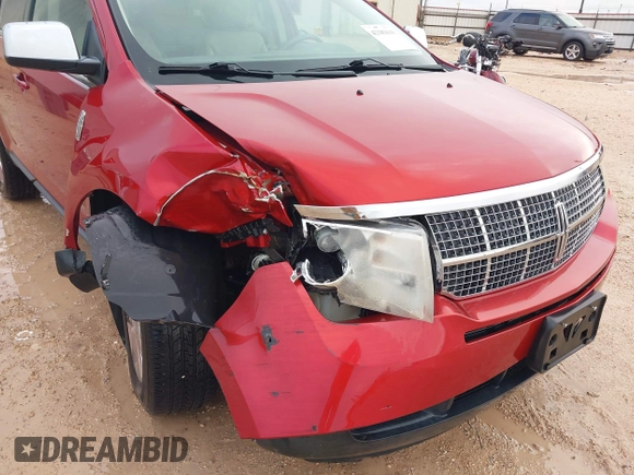 2008 Lincoln MKX with VIN 2LMDU68C98BJ09848, listed as a IAAI auction lot 42183618 with 105,847 mi miles and . Bid and sale history available at DreamBid. Image 17.