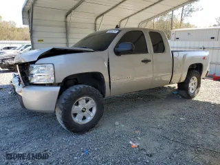2009 Chevrolet Silverado 1500 LT with VIN 1GCEK29009Z193192, listed as a Copart auction lot 50936315 with 281,863 mi miles and Salvage Title. Bid and sale history available at carsss.com. Image 1.