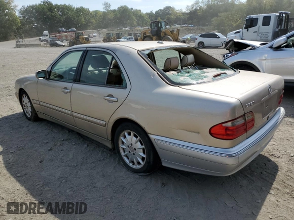 2001 Mercedes-Benz E-Class with VIN WDBJF65J71B362578, listed as a Copart auction lot 72223814 with 0 mi miles and Clean Title. Bid and sale history available at carsss.com. Image 2.
