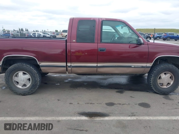 1997 Chevrolet Silverado 1500 with VIN 2GCEK19R2V1207315, listed as a IAAI auction lot 42058123 with 177,203 mi miles and . Bid and sale history available at DreamBid. Image 18.