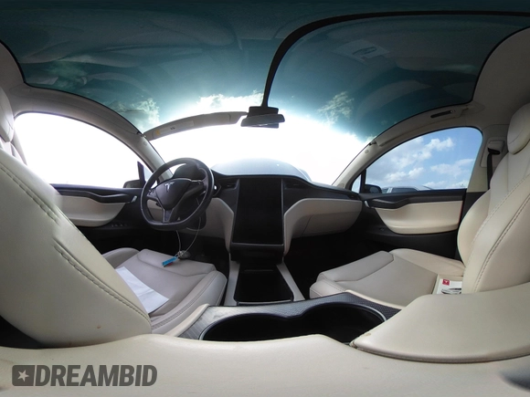 2018 Tesla Model X 75D with VIN 5YJXCDE21JF139712, listed as a IAAI auction lot 41905326 with Not Provided miles and . Bid and sale history available at carsss.com. Image 20.