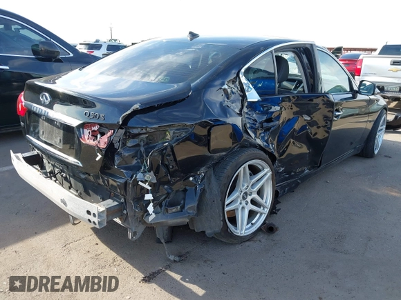 2014 Infiniti Q50 Premium with VIN JN1BV7AR5EM699404, listed as a IAAI auction lot 41884981 with 91,521 mi miles. Bid and sale history available at carsss.com. Image 4.
