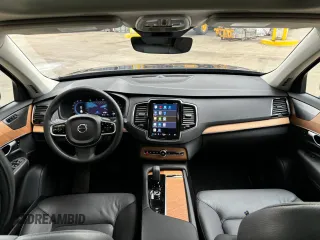 2024 Volvo XC90 Plus Bright Theme with VIN YV4062PE3R1155917, listed as a Copart auction lot 44853265 with 7,968 mi miles and Salvage Title. Bid and sale history available at carsss.com. Image 10.