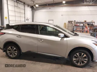 2018 Nissan Murano Platinum z VIN 5N1AZ2MH8JN122563, wystawiony jako IAAI lot #42303644 z przebiegiem 311 084 mil mil oraz . Historia ofert i sprzedaży dostępna na DreamBid. Obrazek 13.