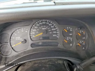 2004 Chevrolet Suburban LS with VIN 3GNEC16Z34G128184, listed as a Copart auction lot 60914515 with Not provided miles and Salvage title. Bid and sale history available at DreamBid. Image 9.
