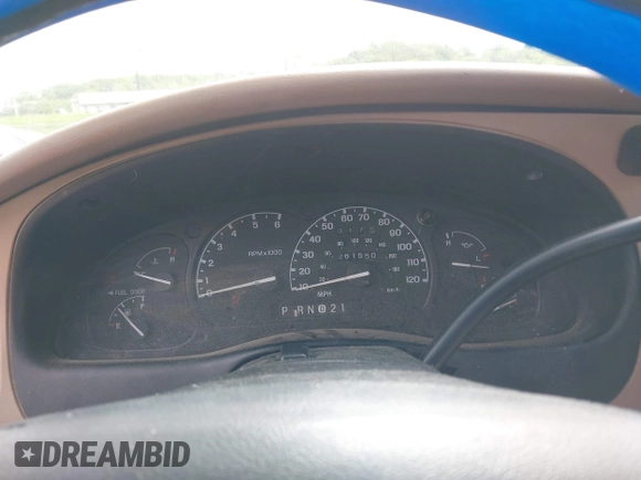 1999 Ford Explorer XLT с VIN 1FMZU34E9XZB92586, выставлен на аукционе IAAI как лот 42157826 с пробегом 261 550 миль миль и . История ставок и продаж доступна на DreamBid. Изображение 7.