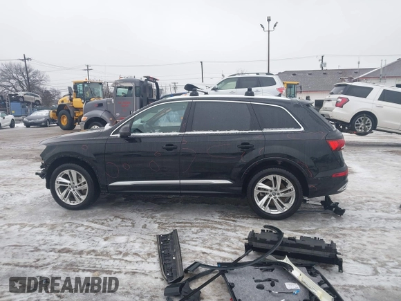2020 Audi Q7 Premium Plus с VIN WA1LJAF70LD010104, выставлен на аукционе IAAI как лот 41519414 с пробегом 50 071 миль миль и . История ставок и продаж доступна на DreamBid. Изображение 14.