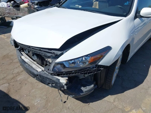 2008 Honda Accord Cpe EX-L with VIN 1HGCS22878A014801, listed as a IAAI auction lot 41682058 with NaN miles. Bid and sale history available at carsss.com. Image 13.