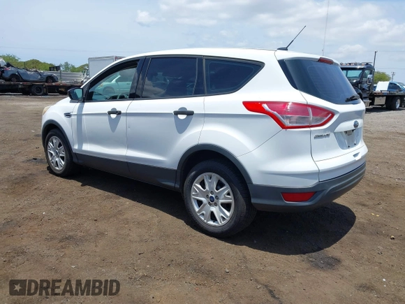 2015 Ford Escape S with VIN 1FMCU0F7XFUB49941, listed as a IAAI auction lot 42111681 with 133,775 mi miles. Bid and sale history available at carsss.com. Image 3.