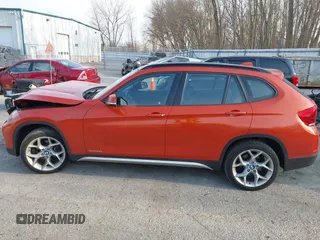 2013 BMW X1 xDrive28i z VIN WBAVL1C52DVR88401, wystawiony jako IAAI lot #42027278 z przebiegiem 123 115 mil mil oraz . Historia ofert i sprzedaży dostępna na DreamBid. Obrazek 14.