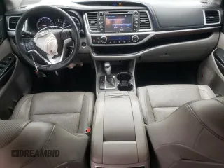 2015 Toyota Highlander Limited с VIN 5TDDKRFH9FS201009, выставлен на аукционе Copart как лот 56333075 с пробегом 154 674 миль миль и Списание • Salvage title. История ставок и продаж доступна на DreamBid. Изображение 8.