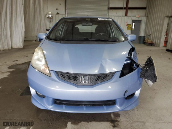 2009 Honda Fit Sport w/Navi with VIN JHMGE88639S042492, listed as a Copart auction lot 50890105 with 132,339 mi miles and Salvage Title. Bid and sale history available at carsss.com. Image 5.