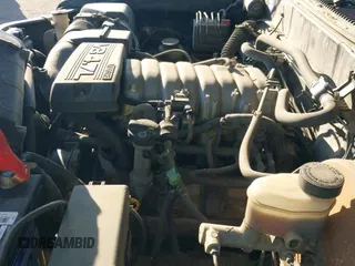 2003 Toyota Tundra SR5 с VIN 5TBBT44143S355631, выставлен на аукционе IAAI как лот 42962320 с пробегом 471 718 миль миль и . История ставок и продаж доступна на DreamBid. Изображение 12.