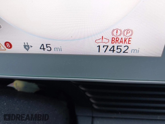2024 Hyundai Ioniq 5 SE z VIN KM8KM4DE8RU300381, wystawiony jako IAAI lot #41907767 z przebiegiem 17 452 mil mil oraz . Historia ofert i sprzedaży dostępna na DreamBid. Obrazek 15.