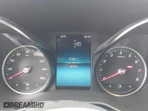 2019 Mercedes-Benz C 300 z VIN 55SWF8DBXKU305138, wystawiony jako IAAI lot #42111286 z przebiegiem 42 309 mil mil oraz . Historia ofert i sprzedaży dostępna na DreamBid. Obrazek 7.
