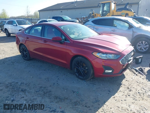 2019 Ford Fusion SE with VIN 3FA6P0HD1KR166565, listed as a IAAI auction lot 41961294 with 99,355 mi miles. Bid and sale history available at carsss.com. Image 1.