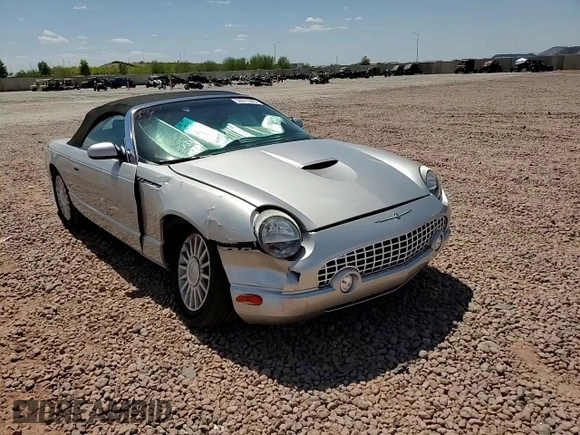 2004 Ford Thunderbird Deluxe with VIN 1FAHP60A74Y105934, listed as a Copart auction lot 53911905 with 22,412 mi miles and Salvage Title. Bid and sale history available at carsss.com. Image 13.