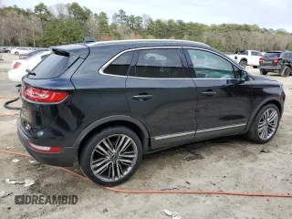 2015 Lincoln MKC z VIN 5LMTJ2AH6FUJ14928, wystawiony jako Copart lot #51453185 z przebiegiem 80 852 mil mil oraz Szkody całkowita. Historia ofert i sprzedaży dostępna na DreamBid. Obrazek 3.