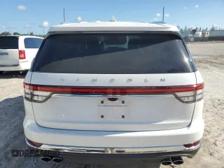 2020 Lincoln Aviator Reserve z VIN 5LM5J7WCXLGL10805, wystawiony jako Copart lot #56521375 z przebiegiem 53 729 mil mil oraz Szkoda całkowita • Salvage title. Historia ofert i sprzedaży dostępna na DreamBid. Obrazek 6.