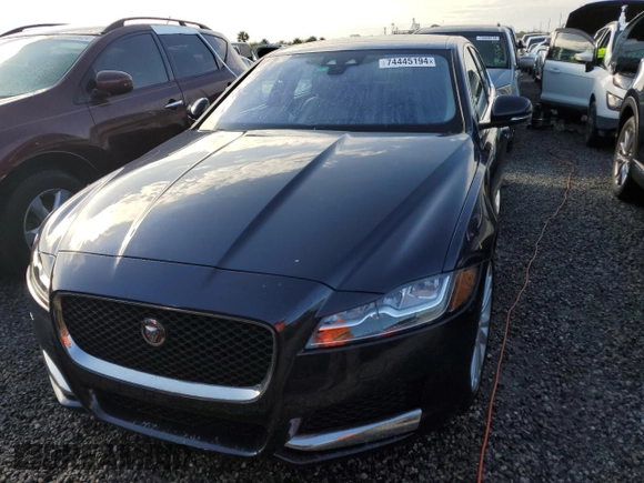 2018 Jaguar XF 25t Prestige with VIN SAJBE4FX5JCY57941, listed as a Copart auction lot 74445194 with 0 mi miles and Non Repairable. Bid and sale history available at carsss.com. Image 5.