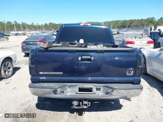 2006 Chevrolet Silverado 1500 LT1 with VIN 2GCEC13T061211835, listed as a IAAI auction lot 41678812 with 162,590 mi miles. Bid and sale history available at carsss.com. Image 16.