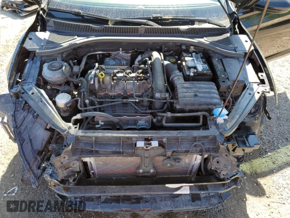 2020 Volkswagen Jetta SEL z VIN 3VWEB7BU8LM022755, wystawiony jako Copart lot #57649805 z przebiegiem 197 576 mil mil oraz Czysty tytuł • Clean title. Historia ofert i sprzedaży dostępna na DreamBid. Obrazek 11.