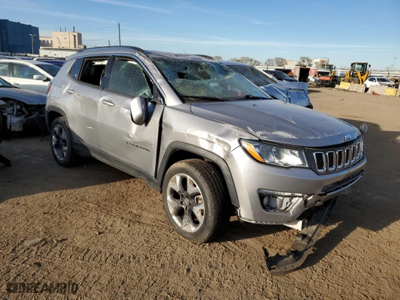 2019 Jeep Compass Limited with VIN 3C4NJCCB0KT662863, listed as a Copart auction lot 65089042 with 83,400 mi miles and Salvage Title. Bid and sale history available at carsss.com. Image 1.