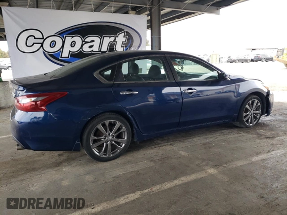 2018 Nissan Altima 2.5 SR with VIN 1N4AL3AP7JC226860, listed as a Copart auction lot 54570815 with 100,992 mi miles and Clean Title. Bid and sale history available at carsss.com. Image 3.