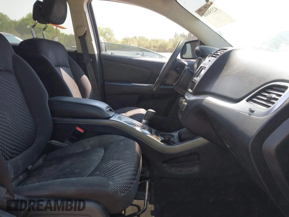 2015 Dodge Journey SXT with VIN 3C4PDCBG5FT668662, listed as a IAAI auction lot 42358666 with 176,278 mi miles and . Bid and sale history available at DreamBid. Image 5.