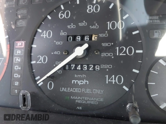 1997 Acura CL Premium z VIN 19UYA2255VL013595, wystawiony jako IAAI lot #42108067 z przebiegiem 174 329 mil mil oraz . Historia ofert i sprzedaży dostępna na DreamBid. Obrazek 7.