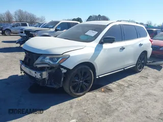 2018 Nissan Pathfinder SL with VIN 5N1DR2MN1JC632199, listed as a IAAI auction lot 41295669 with 174,477 mi miles. Bid and sale history available at carsss.com. Image 18.